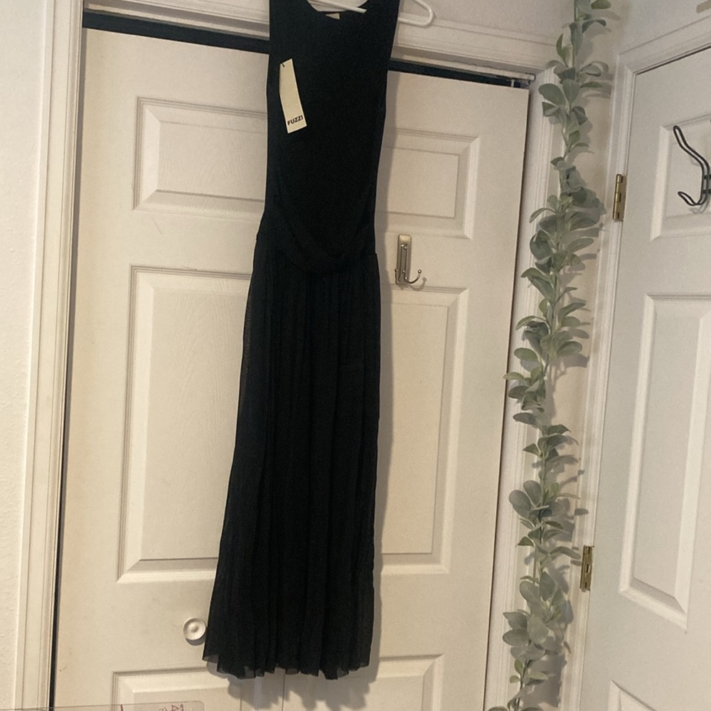 Fuzzi Dress - Picture 5 of 12
